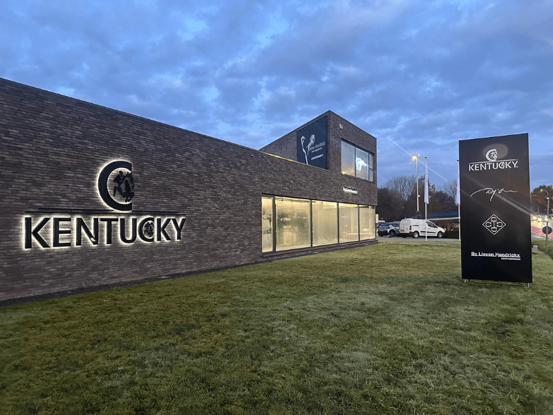 Kentucky Building